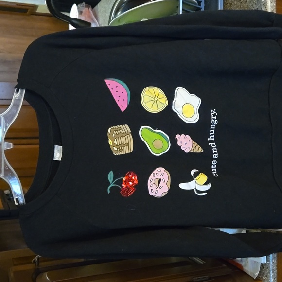 Freeze heart sweatshirt size M - Picture 3 of 3